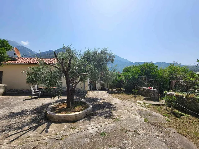 House with spacious plot in Old Bar with mountain views — photo 6
